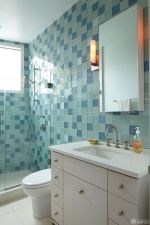 最新家装90平方小三房卫生间瓷砖装修效果图欣赏