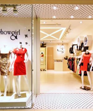 2025时尚60平米店面橱窗设计装修效果图欣赏
