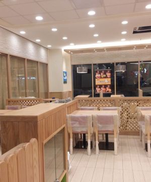 2025餐饮店面快餐桌暖色系装修设计图片