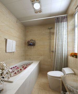 最新90平米三室两厅卫生间浴室装修图片大全2023