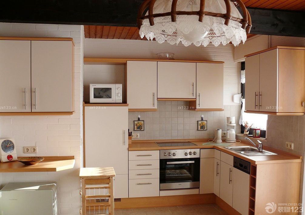 小房子小厨房装修设计效果图片大全