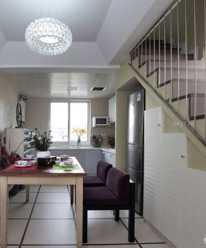 最新家装90平米复式房厨房餐厅一体装修效果图片