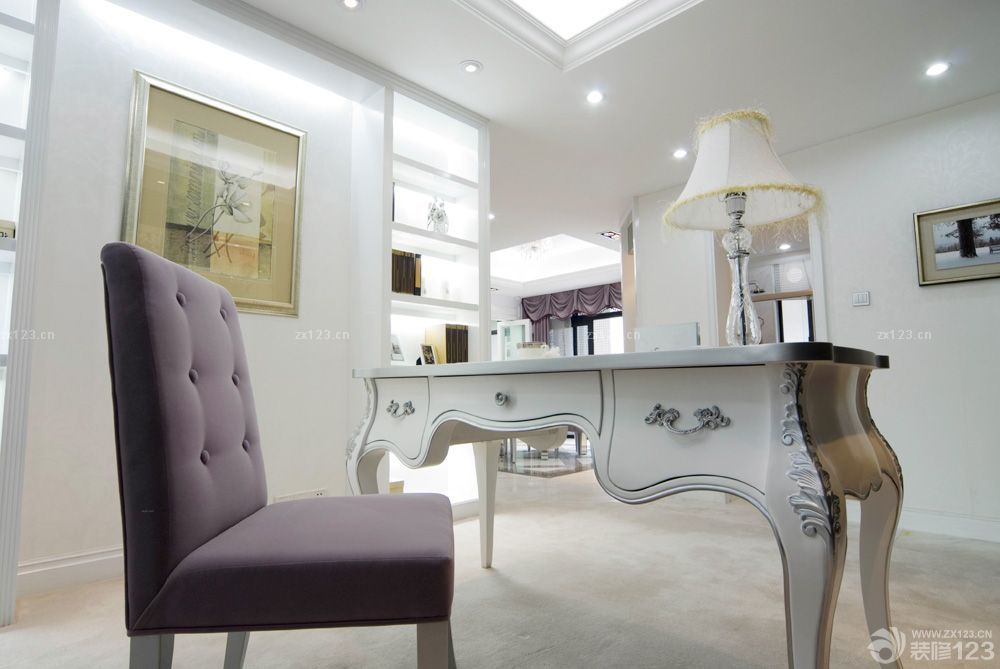 家庭室内书桌装潢效果图片欣赏