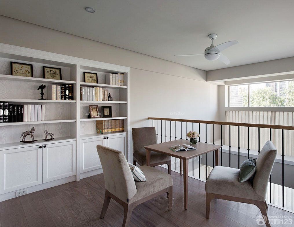 简约风格书房橡木地板装修效果图欣赏