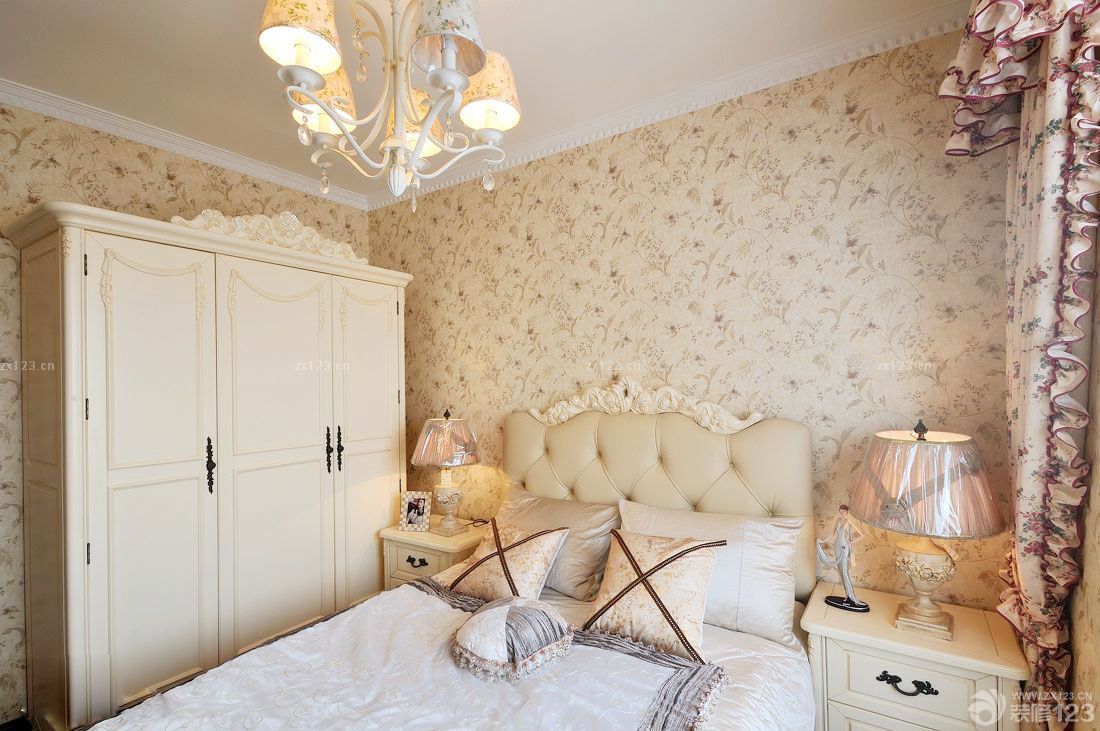 2025简约欧式风格卧室整体衣柜装修效果图片欣赏 