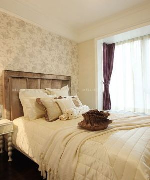 最新现代欧式风格卧室壁纸装潢设计效果图片