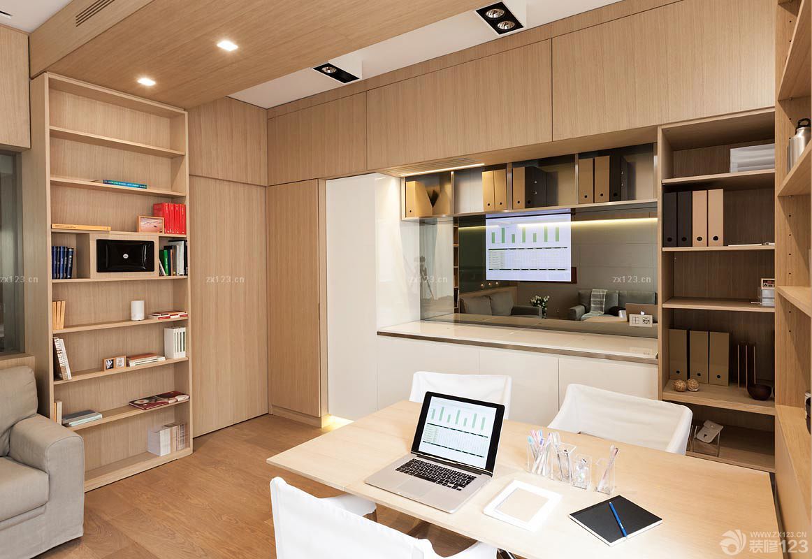 现代欧式三室二厅书房设计装修效果图欣赏
