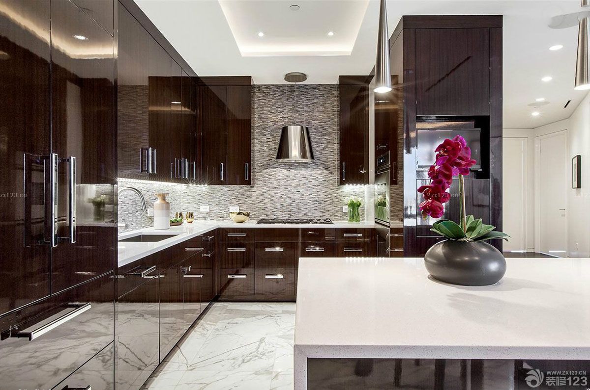 精致顶楼复式厨房设计装修效果图片大全