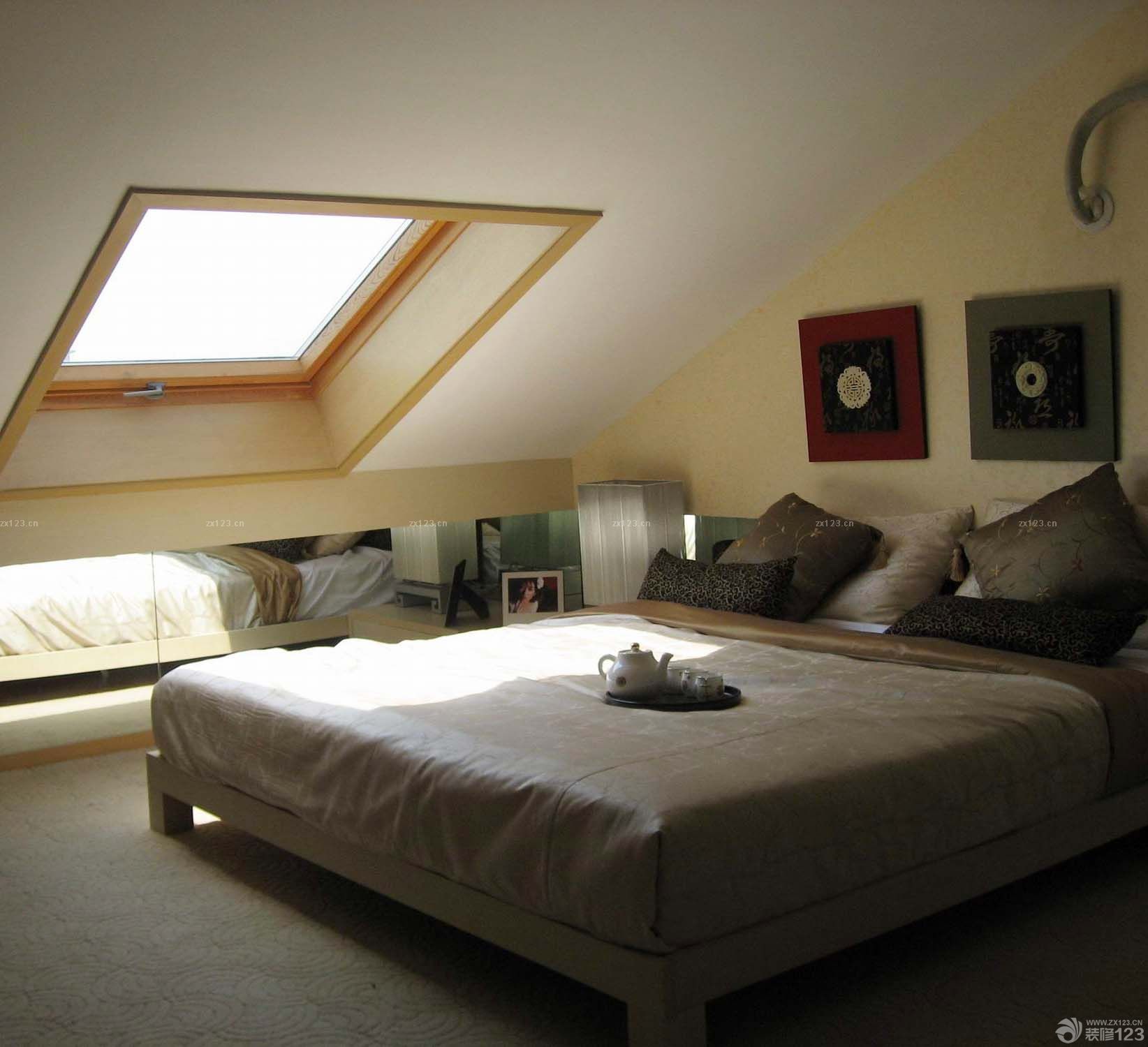 最新家装90平米房屋带阁楼窗户装修效果图