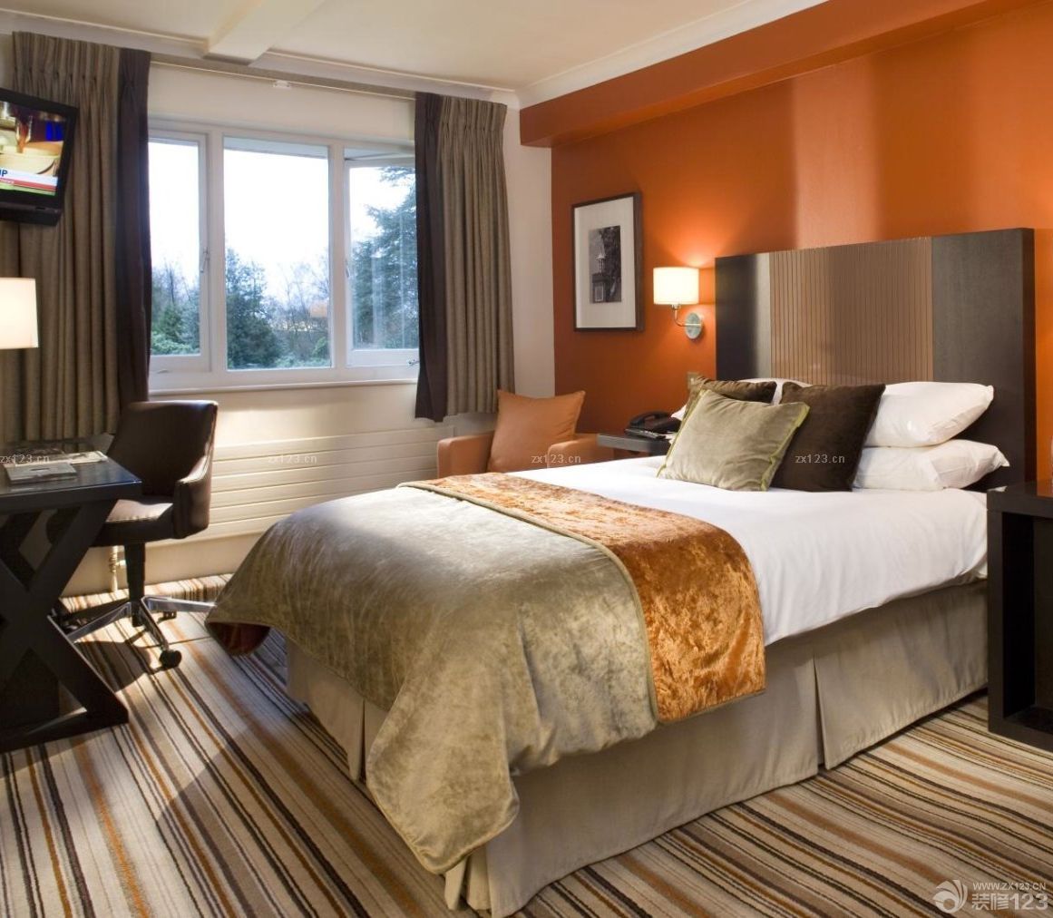 最新90平三室一厅卧室窗户装修图片2025