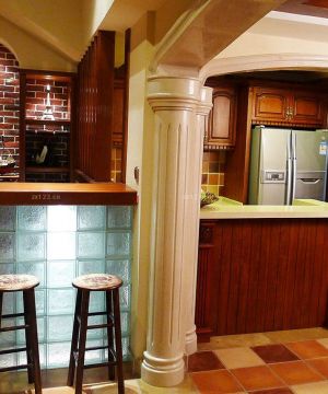 最新经典美式别墅厨房吧台设计效果图欣赏