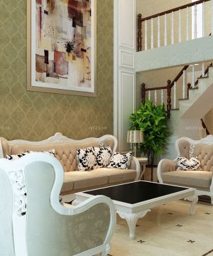 2023最新复式楼客厅欧式沙发装修效果图片