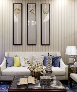 最新简欧式家庭别墅客厅沙发背景墙图片