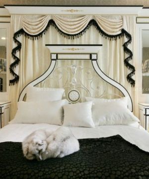 最新欧式古典卧室床头背景墙图片