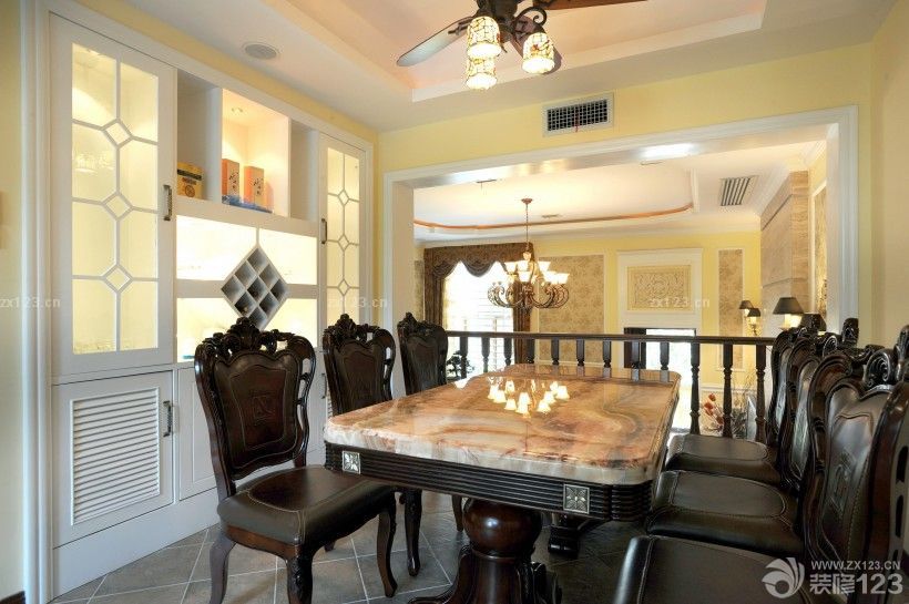 法式装饰风格餐厅酒柜效果图