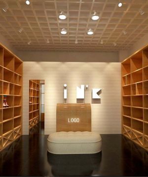 商场鞋柜展示柜装修效果图2025款