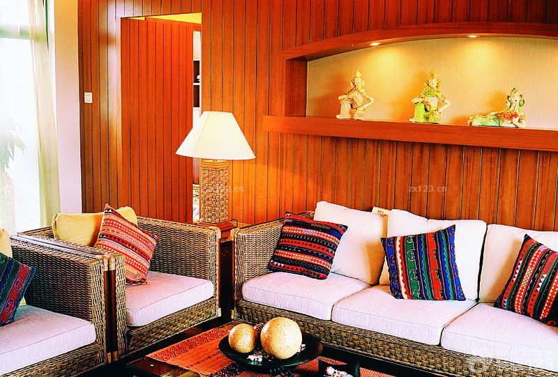 时尚混搭风格台灯装修效果图片