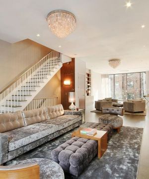别墅室内欧式风格客厅沙发摆放装修设计效果图片大全