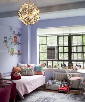 最新90后女生家装卧室设计吊灯装修效果图