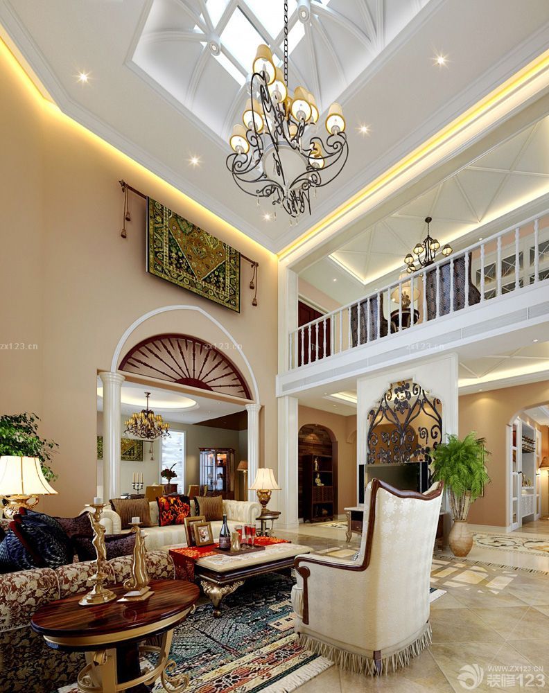 美式乡村二层别墅吊灯装修设计图