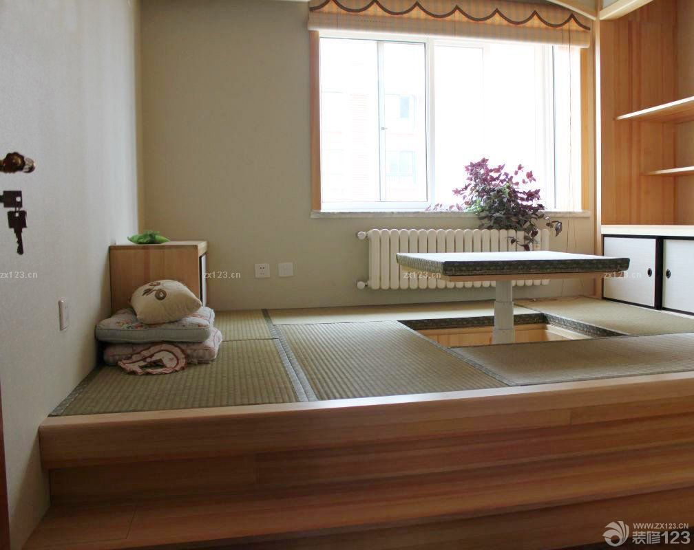 2025小户型装修榻榻米创意花瓶效果图片