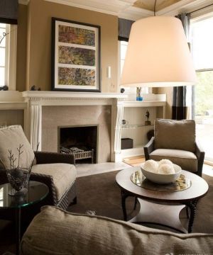 两层别墅室内壁炉装修效果图2025