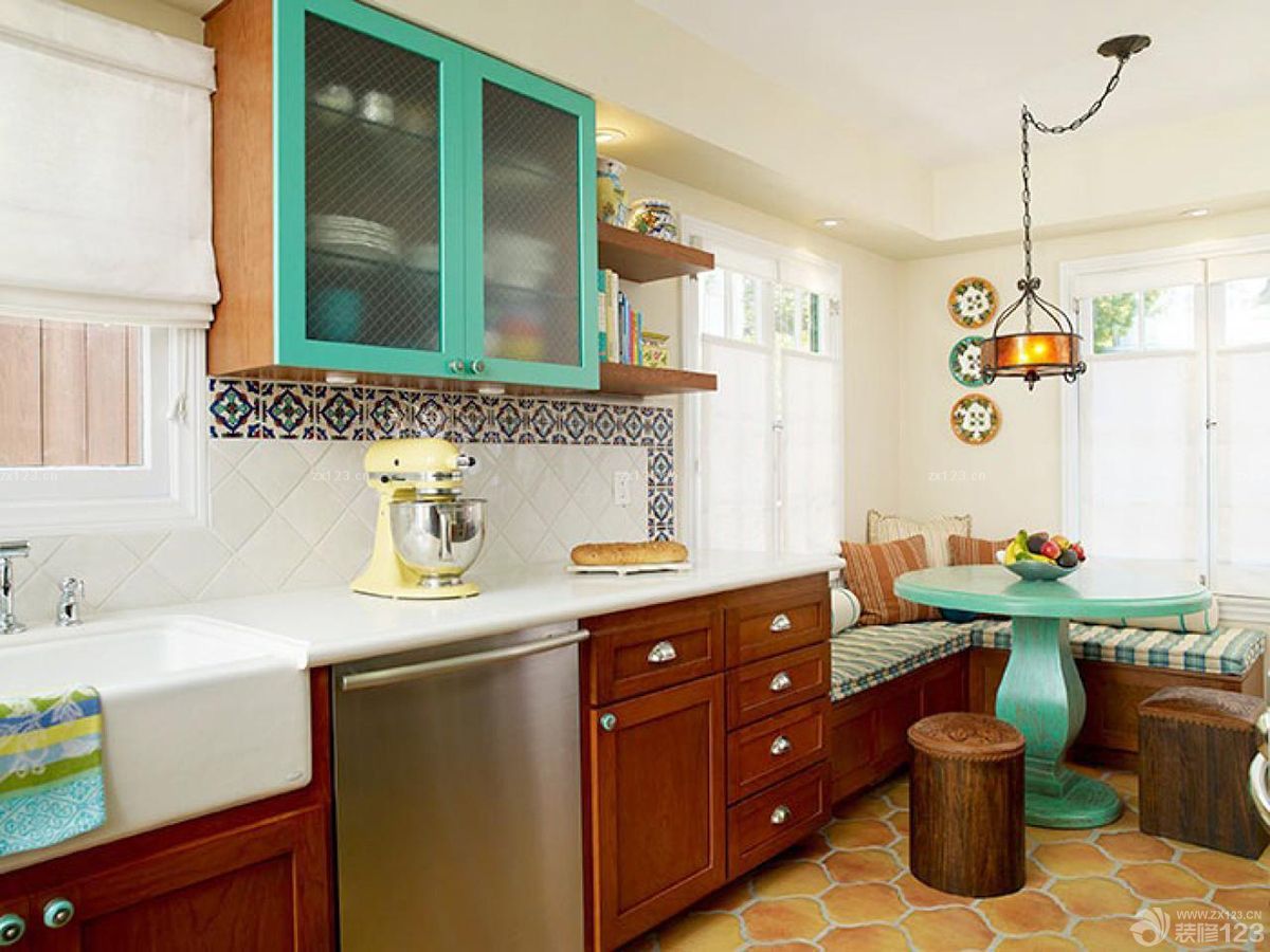 经典美式风格小户型整体厨房装修效果图