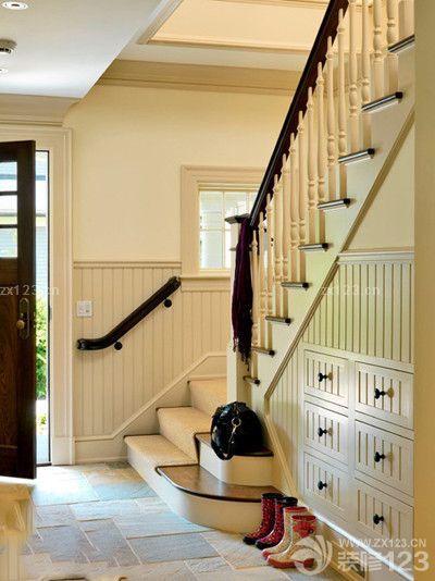 2025楼梯玄关墙里镶鞋柜装修效果图