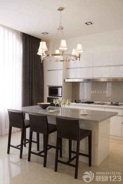 开放式餐厅厨房装修设计效果图欣赏