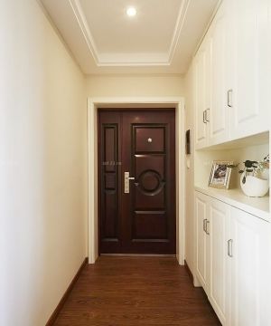 2025现代欧式玄关墙里镶鞋柜装修效果图