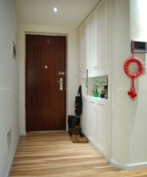 混搭设计风格墙里镶鞋柜装修实景图欣赏