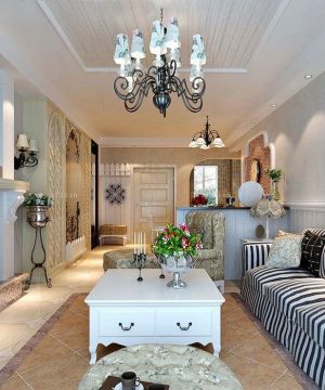 最新地中海风格客厅花架摆放效果图欣赏