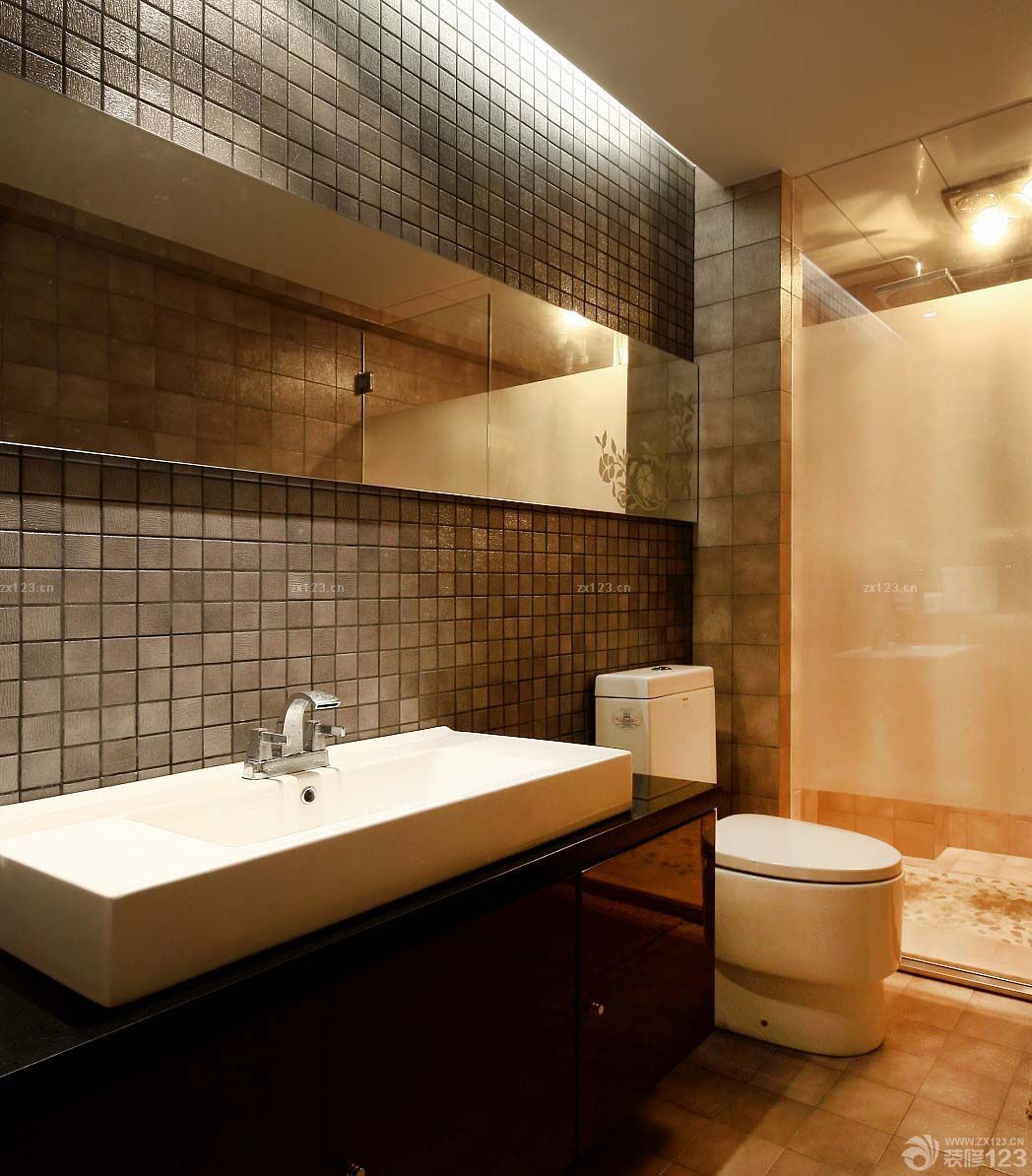 温州三室两厅小户型卫生间马赛克装修效果图大全