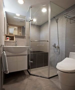 现代简约卫生间淋浴隔断设计图片
