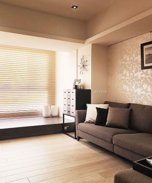 最新现代风格家装客厅榻榻米装修效果图片