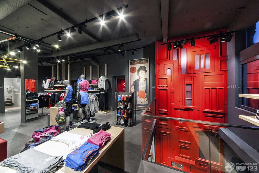 最新服装店室内背景墙装修效果图2025图片