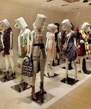 2025最新服装店室内装修图