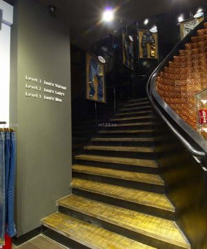 2025最新服装店楼梯装修图片