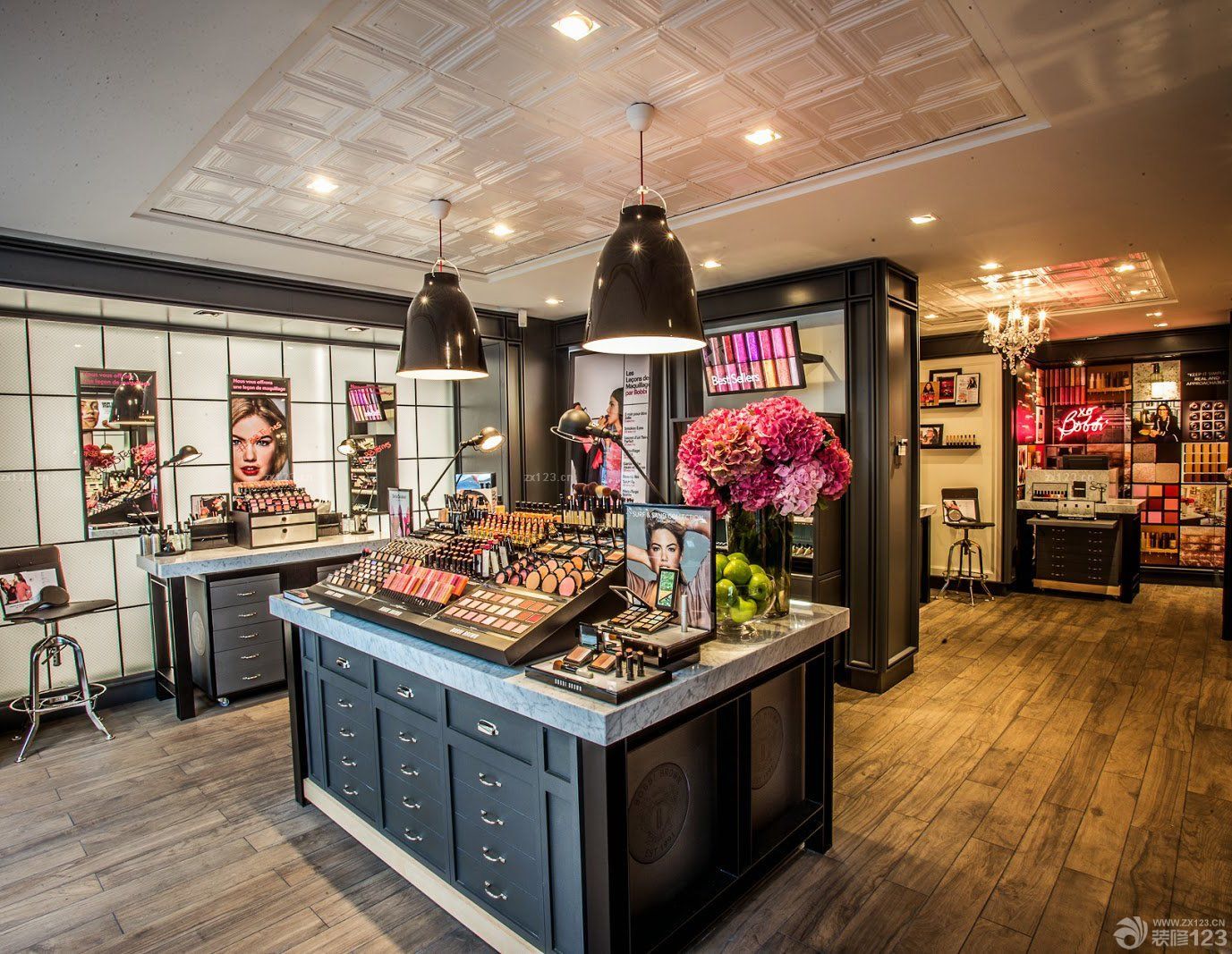 化妆品店室内吊顶装修设计效果图2025图片