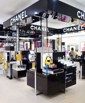 大型商场化妆品店装修设计效果图2025图片 