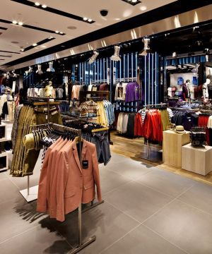 紧凑服装店服装陈列装修效果图大全2025图片