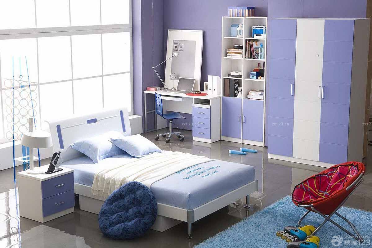 家庭小卧室转角电脑桌书柜衣柜组合简单装修图片