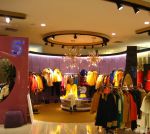 2025最新服装店吊灯装修效果图片