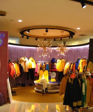 2025最新服装店吊灯装修效果图片