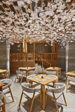 唯美日式酒吧吊顶装饰效果图