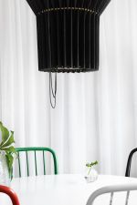 现代风格餐厅吊灯装修图片