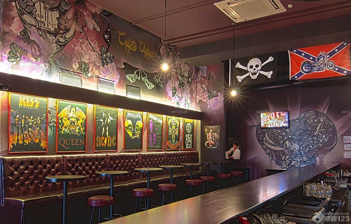 创意小型酒吧内部手绘墙画装修图片