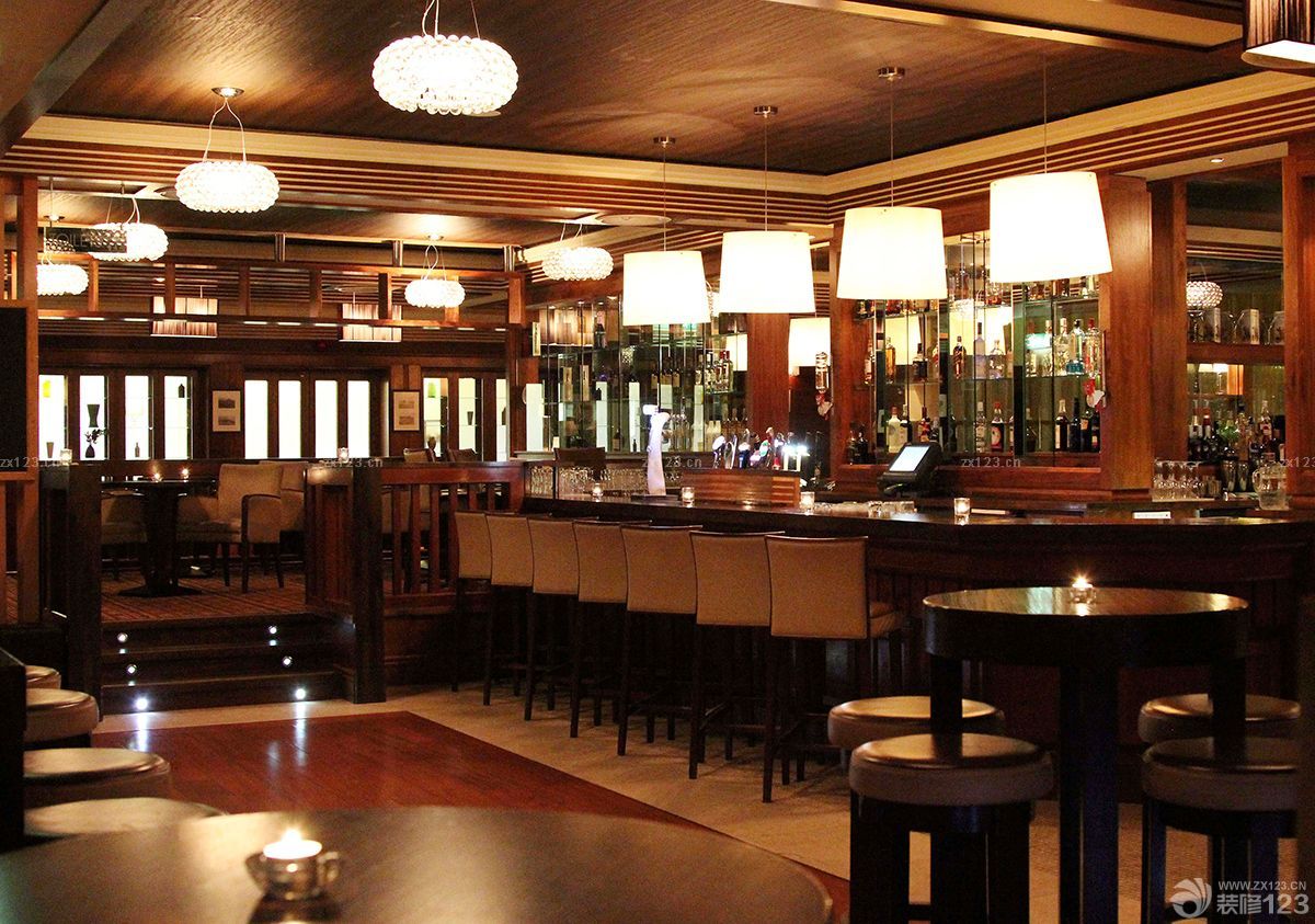 温馨复古小酒吧设计简约吊灯装修效果图片