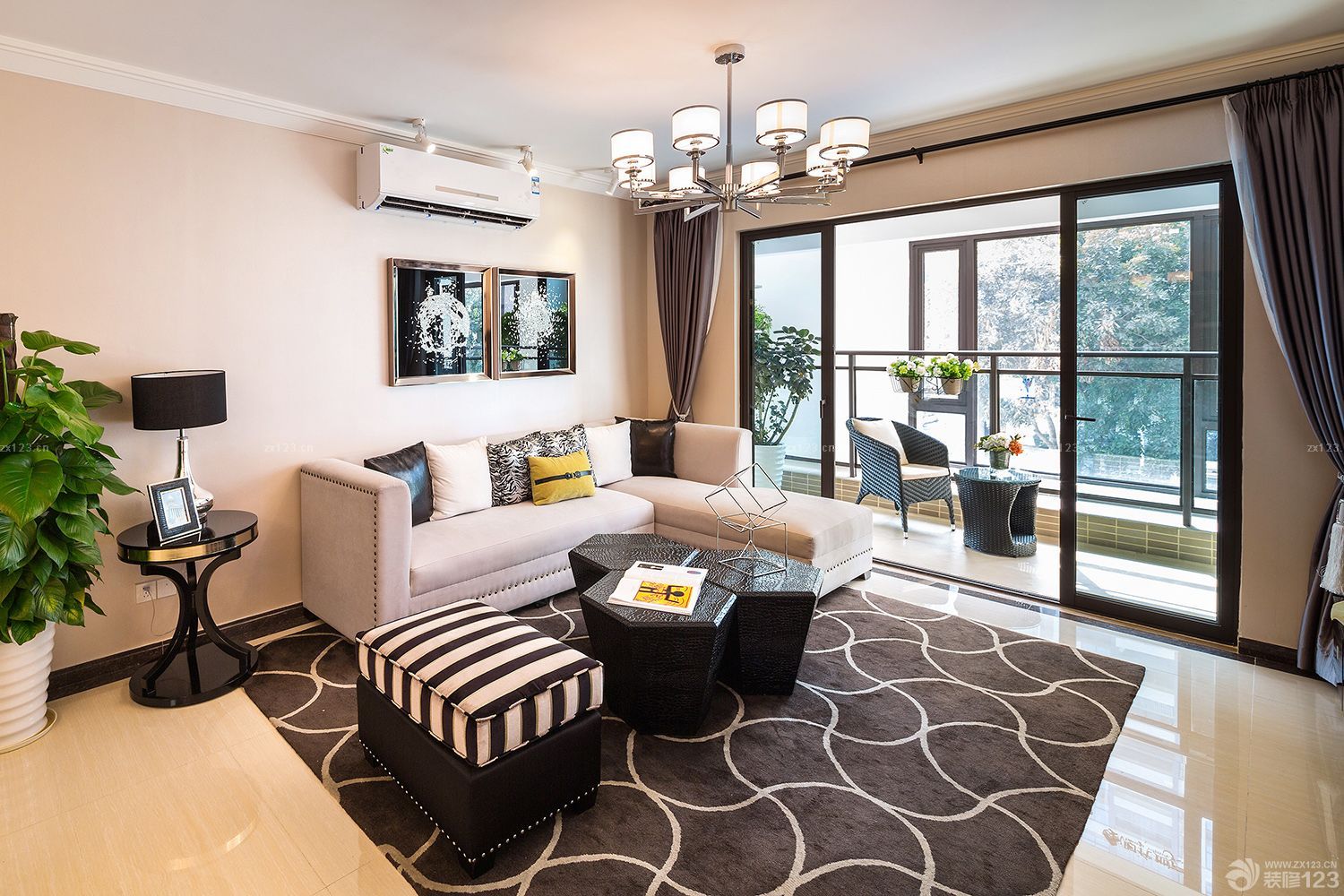 普通客厅与阳台隔断装修效果图大全2025图片