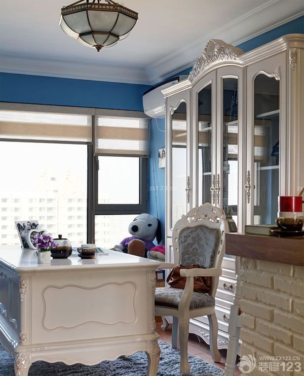 地中海风格书房装修效果